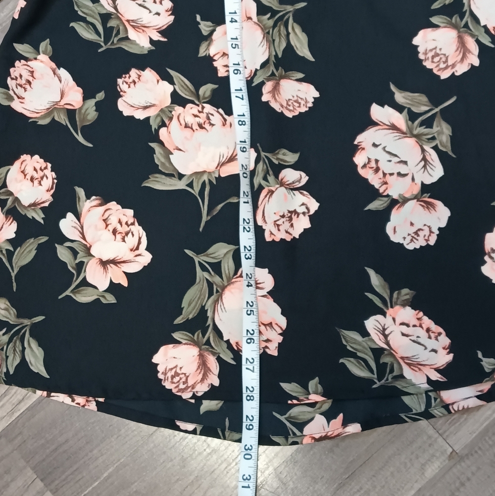 𝐿𝑖𝑣𝑒 𝟒 𝑇𝑟𝑢𝑡ℎ 𝐹𝑙𝑜𝑟𝑎𝑙 𝑆ℎ𝑒𝑒𝑟 2 𝑃𝑜𝑐𝑘𝑒𝑡 𝐵𝑙𝑜𝑢𝑠𝑒 - Picture 9 of 12